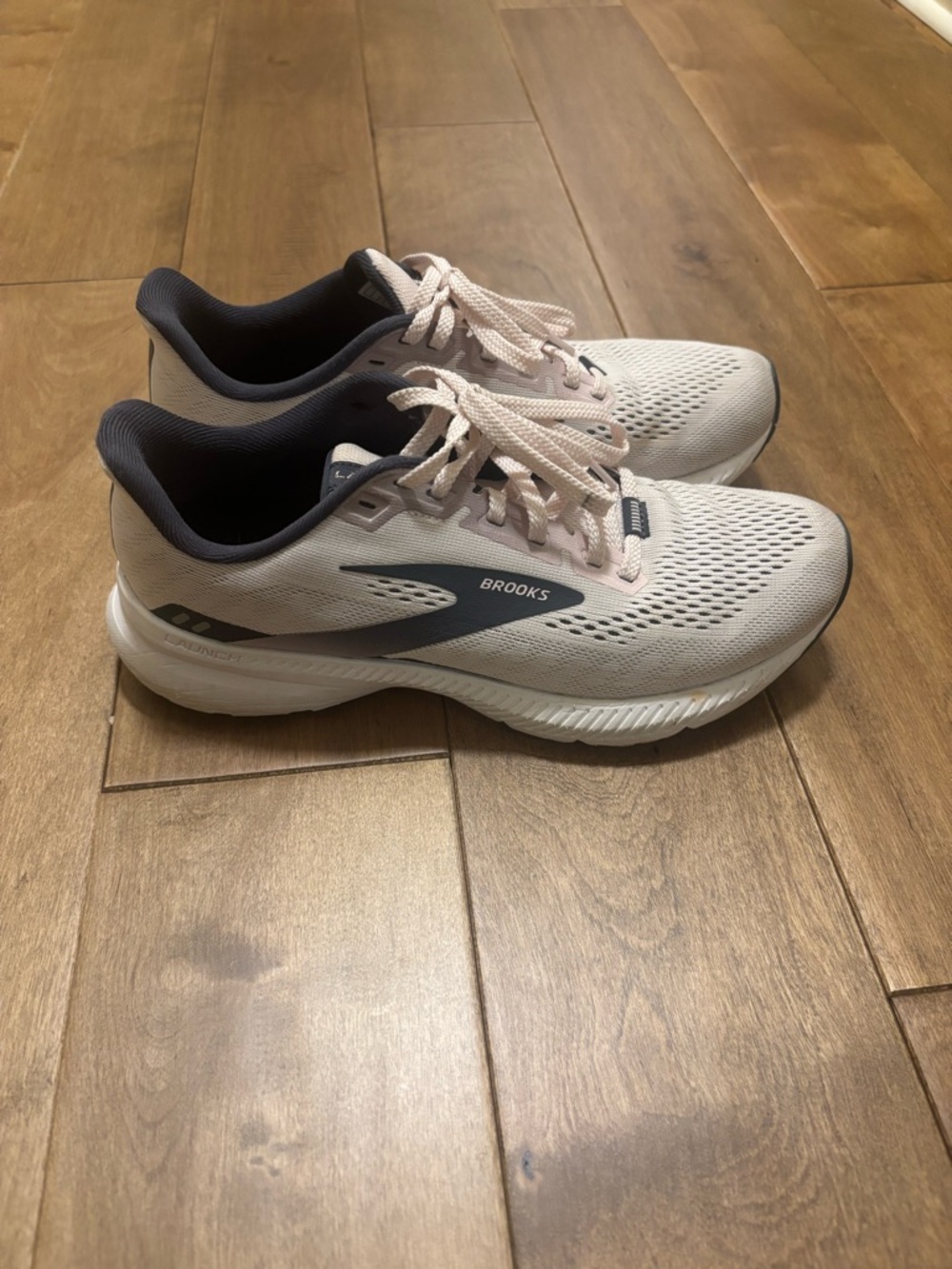 Brooks Women’s Launch Running Shoe